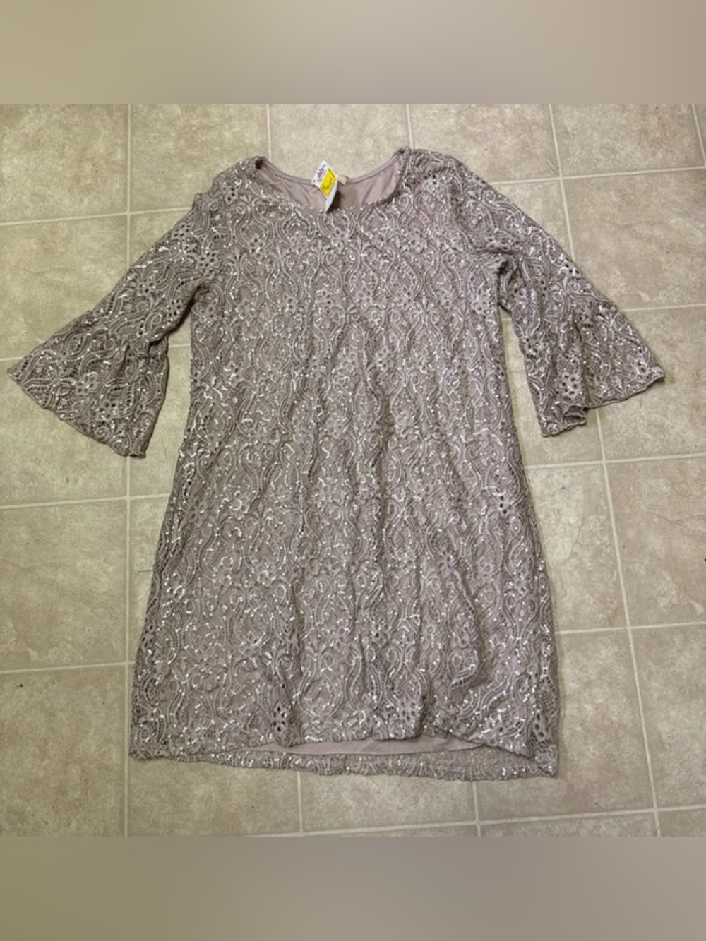 Nabee women’s stretchy dress size XL brand new